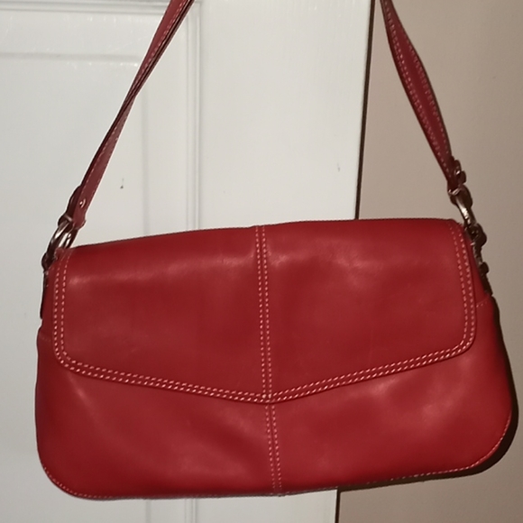 Liz Claiborne Handbags - Liz Claiborne